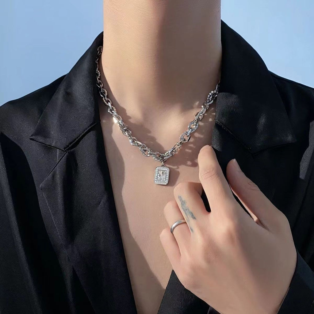 ハイエンドペンダントネックレス M0443