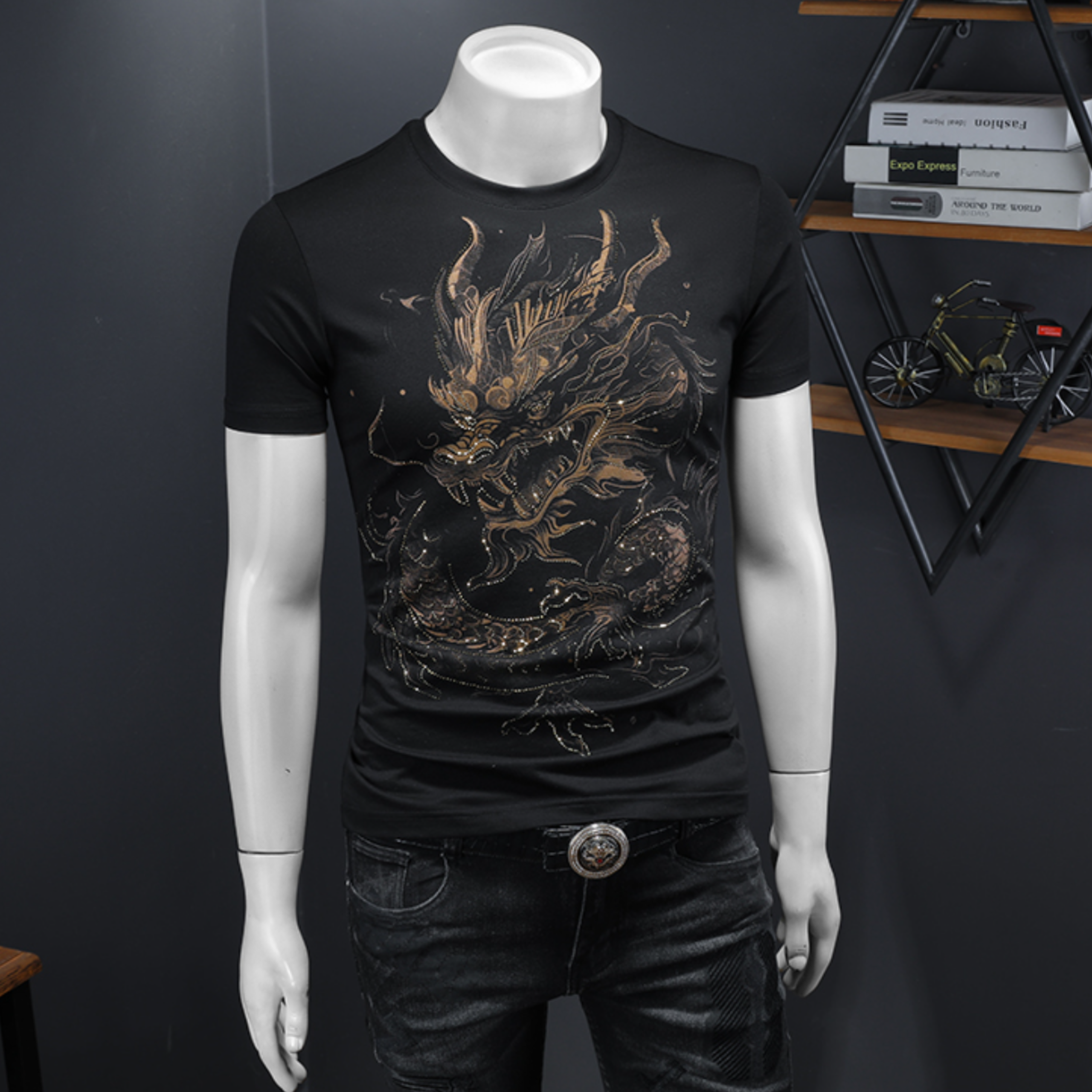 ドラゴングラフィックTシャツ（2color） M0758