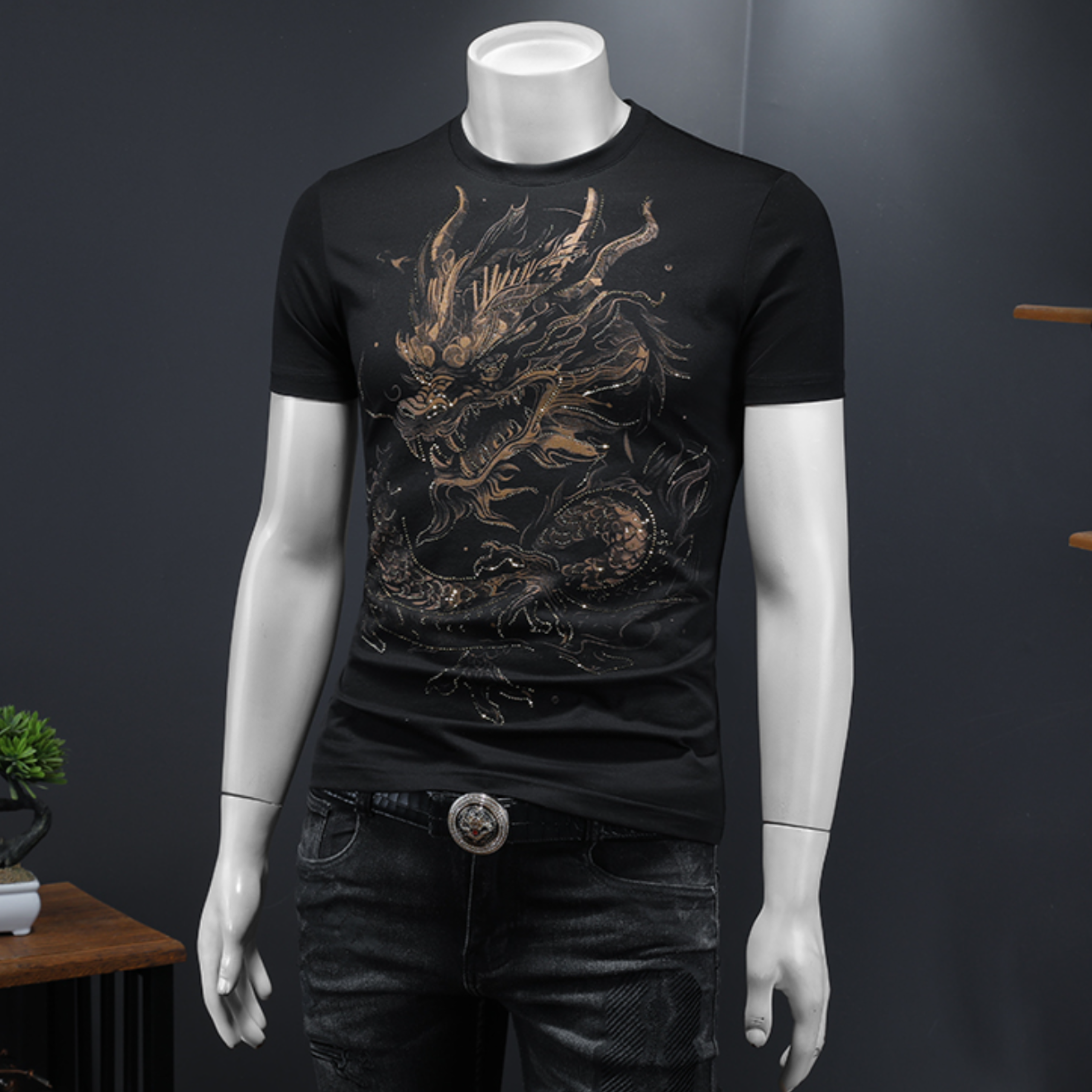 ドラゴングラフィックTシャツ（2color） M0758
