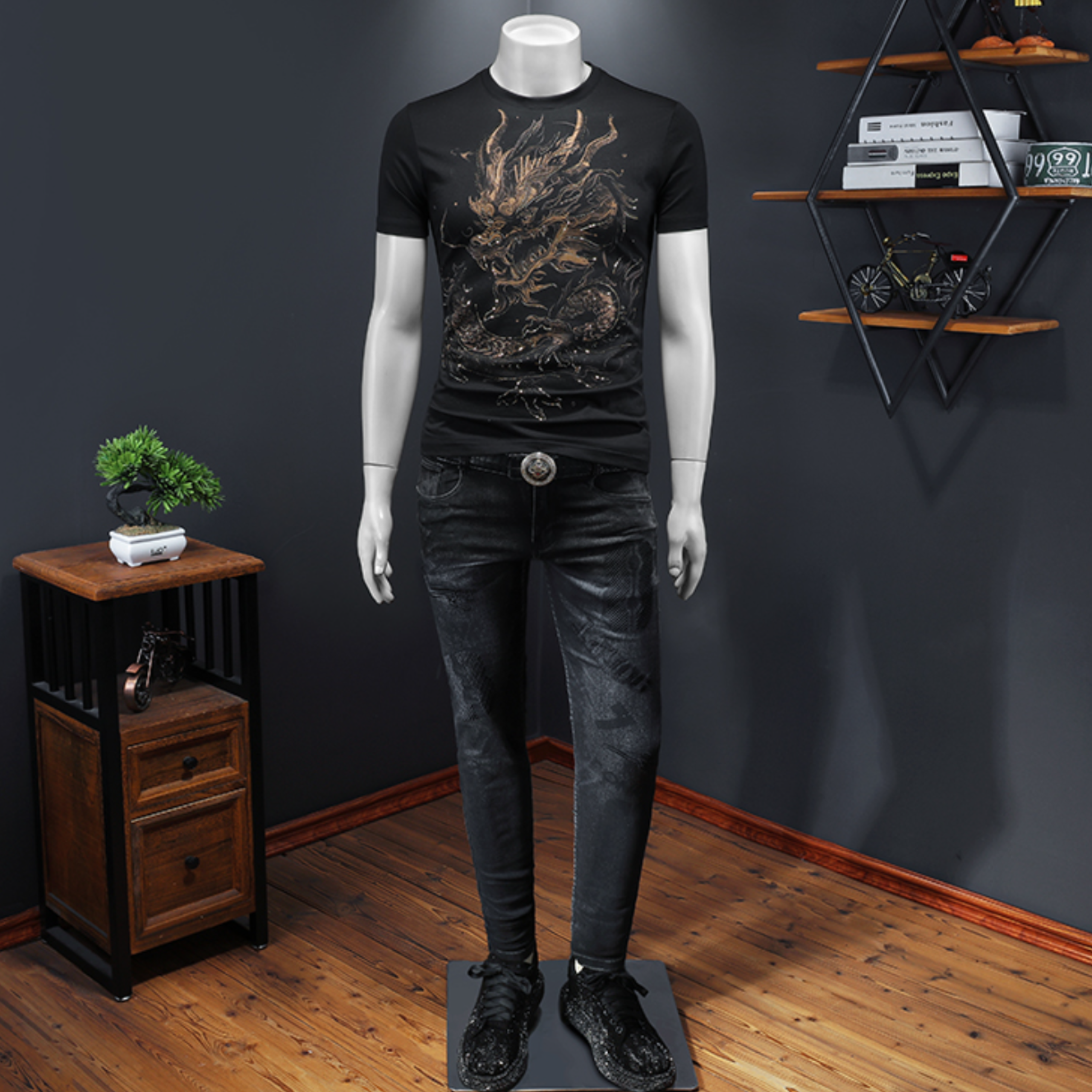 ドラゴングラフィックTシャツ（2color） M0758