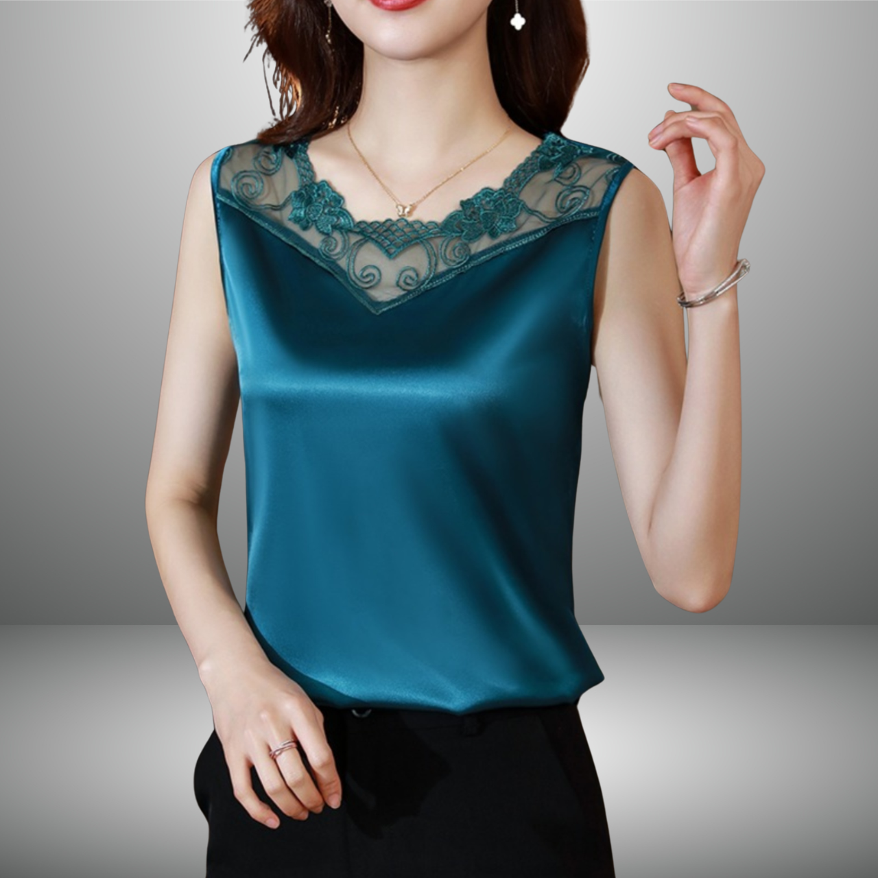 Vネックレースノースリーブシャツ（4color） A1044