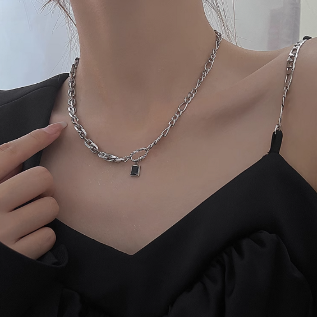 ノワールストーンチェーンネックレス A0453