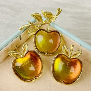 ゴールデンアップルブローチ ピアス A1073