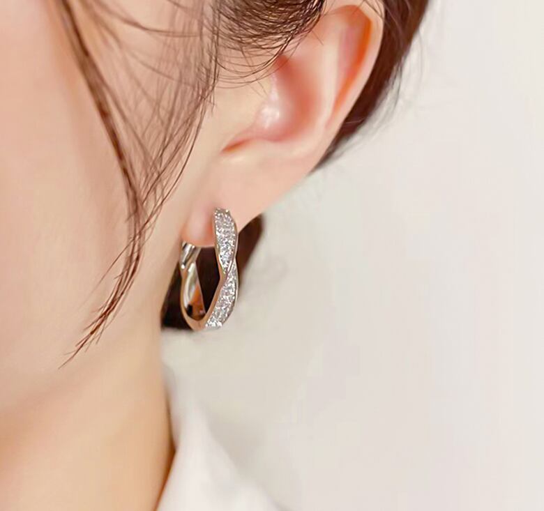 ツイストラインフープピアス A0228
